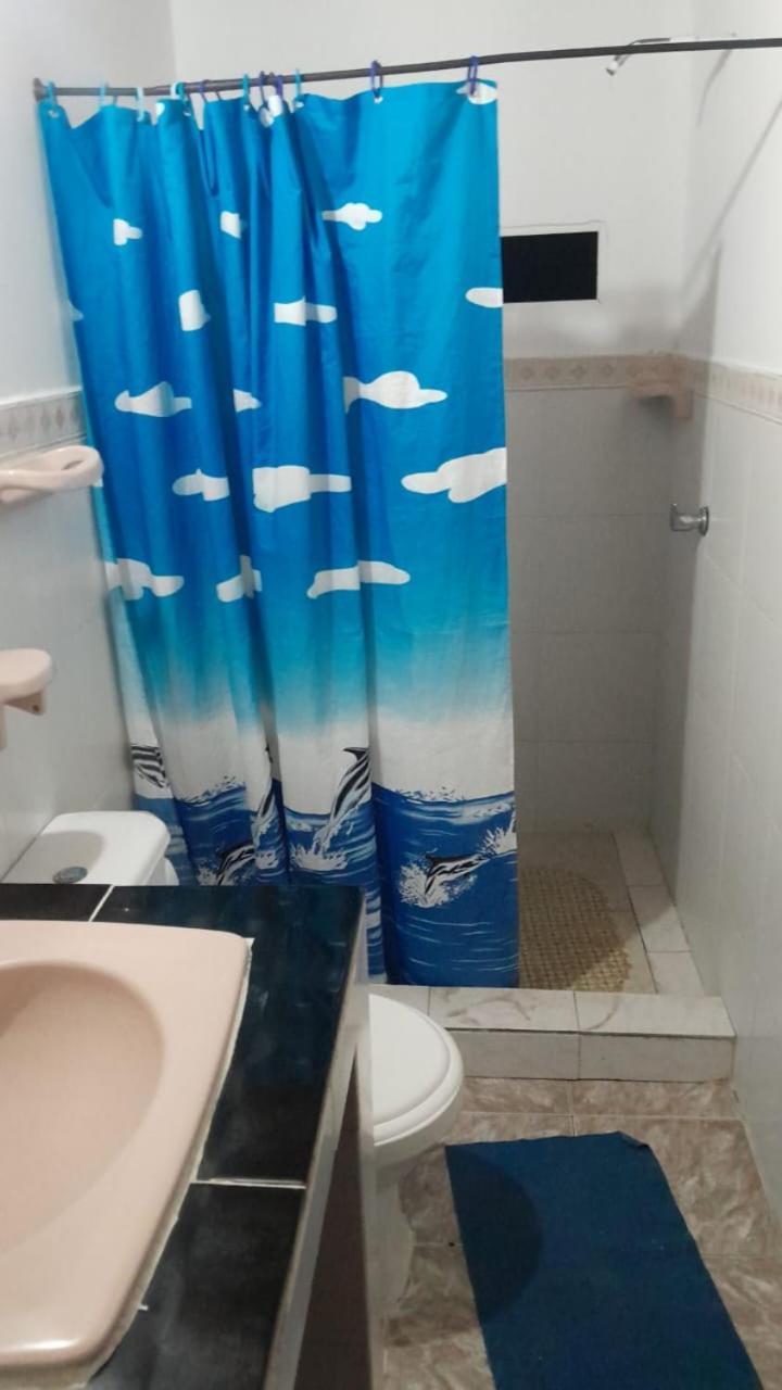 Canadian House Tolú חדר תמונה